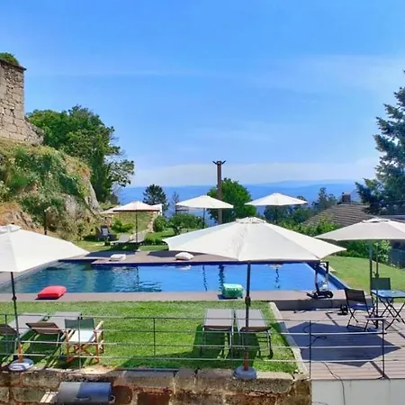 Paco De Vilharigues Hotel *
